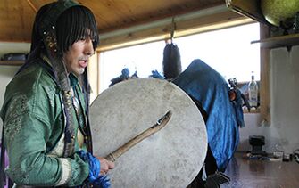 Shamans do not help you enlarge your penis, unlike self-hypnosis